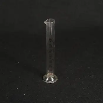 лабораторный стеклянный градуированный мерный цилиндр объемом 20 мл высотой 110 мм с носиком для обучения стеклянной посуде
