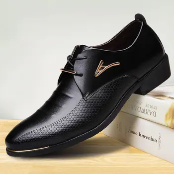 2023 г. Новые Классические Мужские модельные туфли с острым носком, Мужские Лакированные Кожаные Черные Свадебные туфли, Оксфордские вечерние туфли большого размера, модные