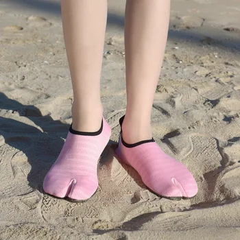 Новая обувь для плавания для мужчин и женщин, мягкая эластичная дышащая уличная пляжная обувь, впитывающая пот, повседневная и модная обувь для йоги